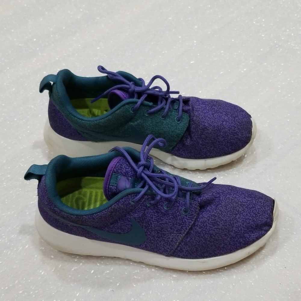 Nike women's  shoes size 6.5 ❤